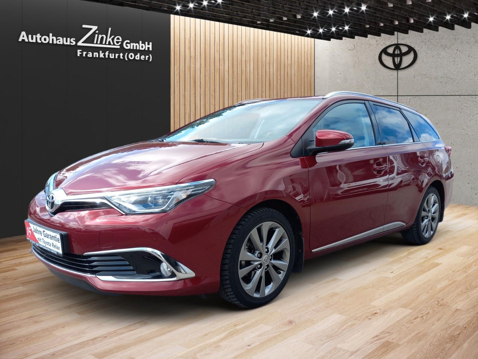 Toyota Auris Touring Sports Executive *WKR*