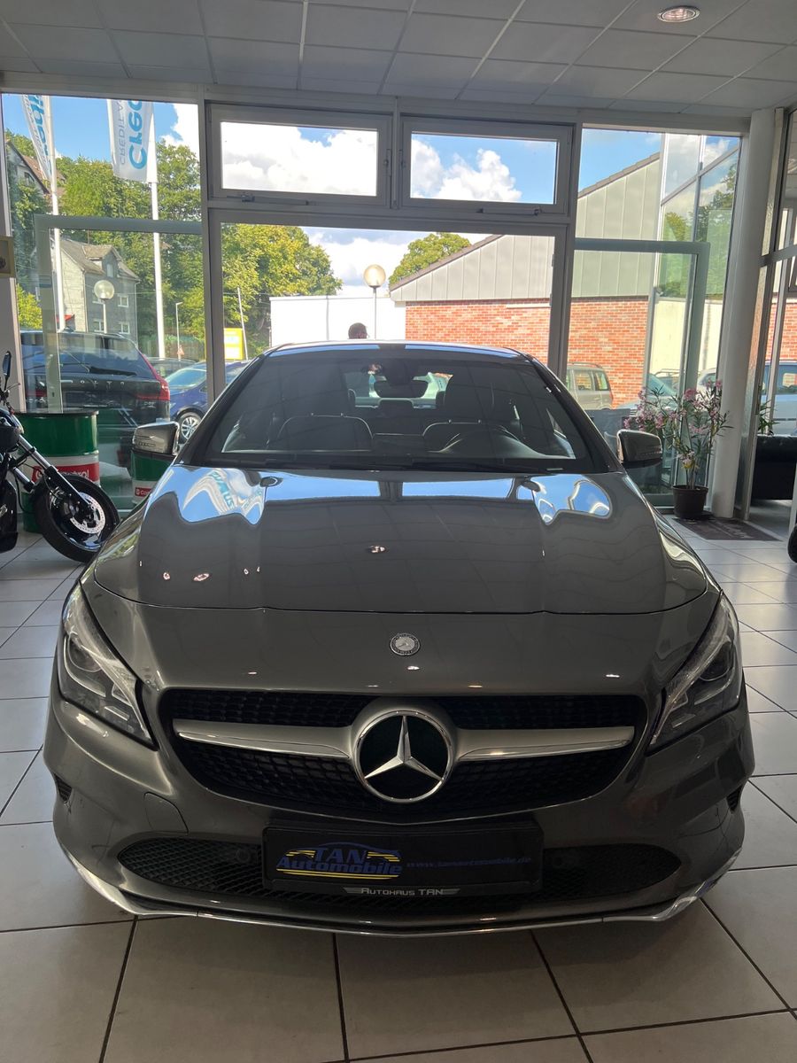 Fahrzeugabbildung Mercedes-Benz CLA 180 Sport Paket * VOLL-LEDER* LED *FACELIFT