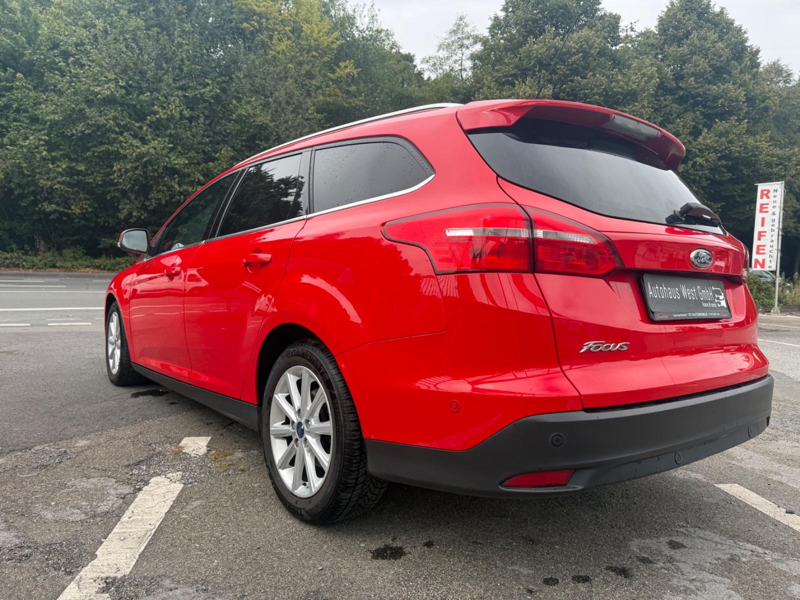 Ford Focus 2015 — photo 7