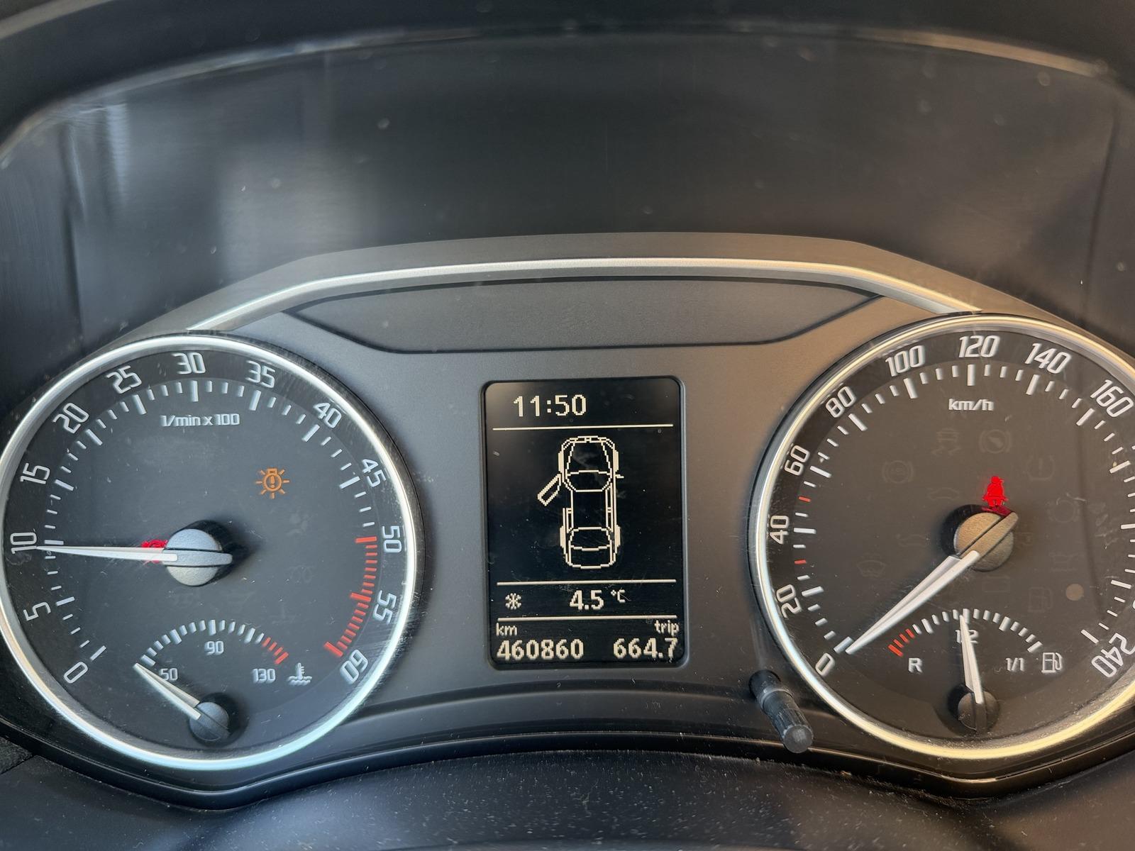 Skoda Octavia 2012 — photo 14