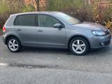 Volkswagen  GOLF 6 1,4 TSI. ERST 60.000 1HAND SCHECK... - Volkswagen Golf: 6er