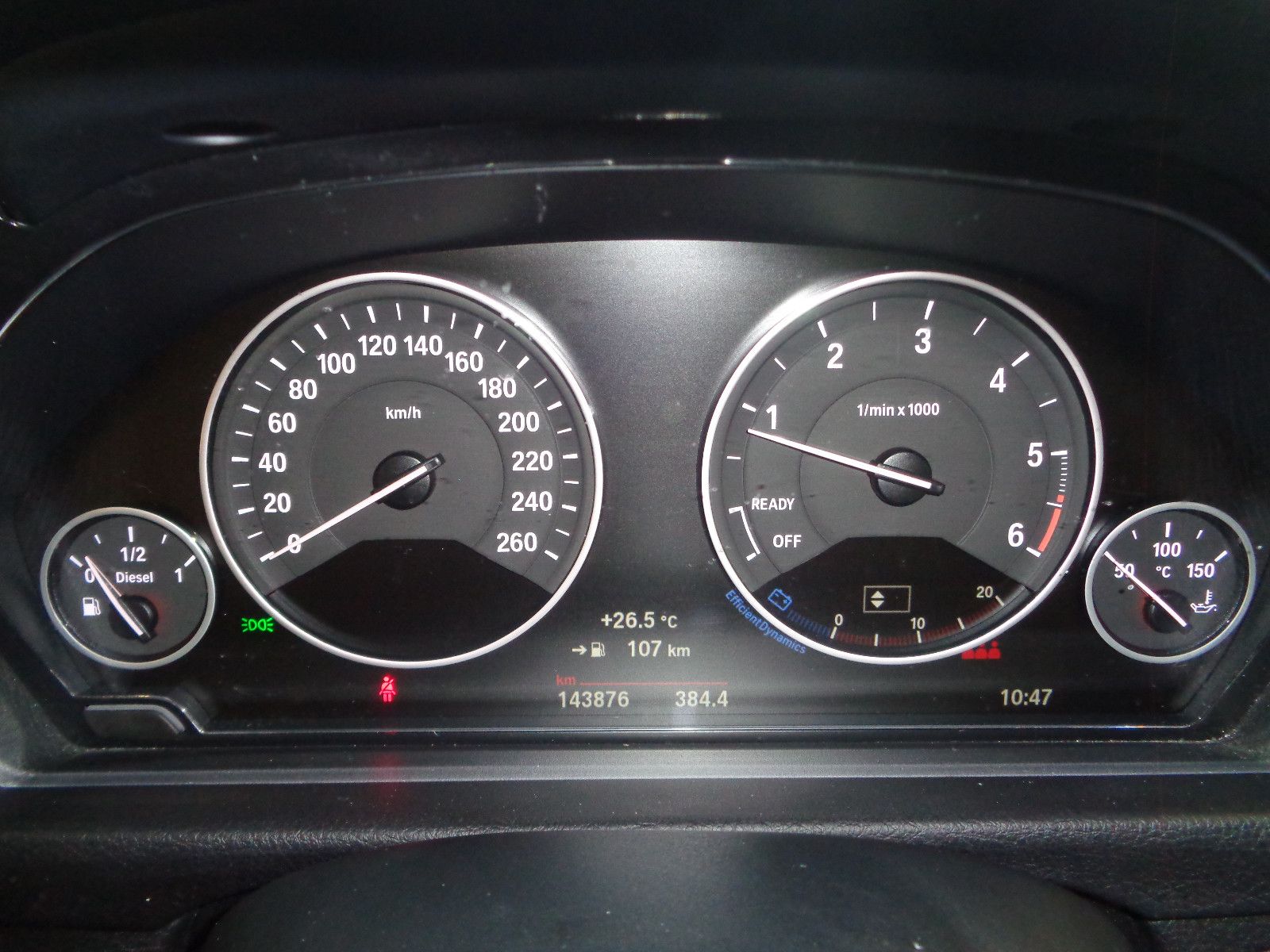 Fahrzeugabbildung BMW 320d / NAVI / GARANTIE / HEADUP /