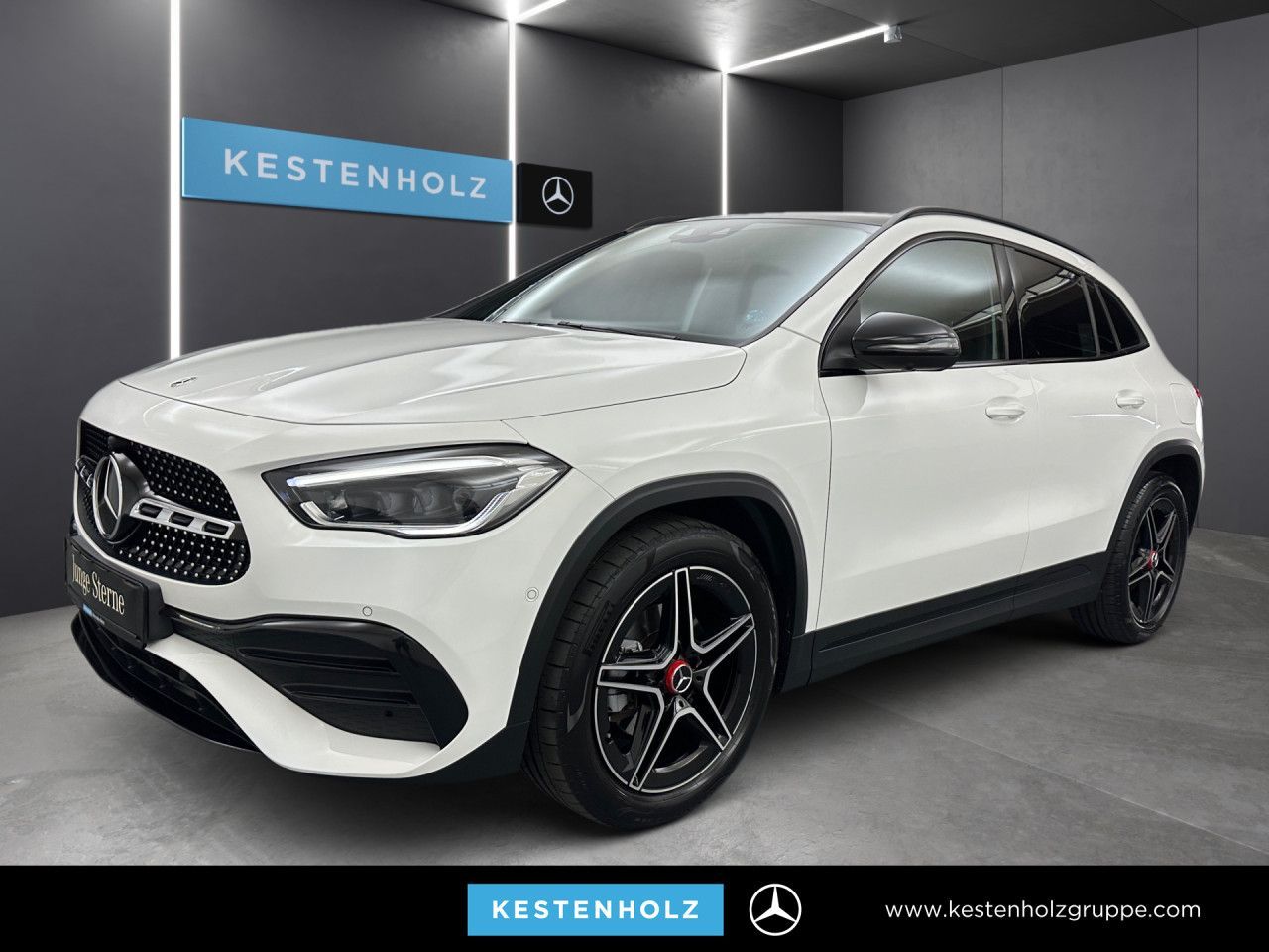 MERCEDES-BENZ GLA 200 d AMG Stdhzg Multibeam Distr+ AHK Night