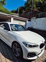 BMW 120d M Sport A / Harman Kardon - BMW 120 in Mönchengladbach