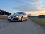 Alfa Romeo GT 2.0l, Vollleder Sport Ausstattung - graue Alfa Romeo GT