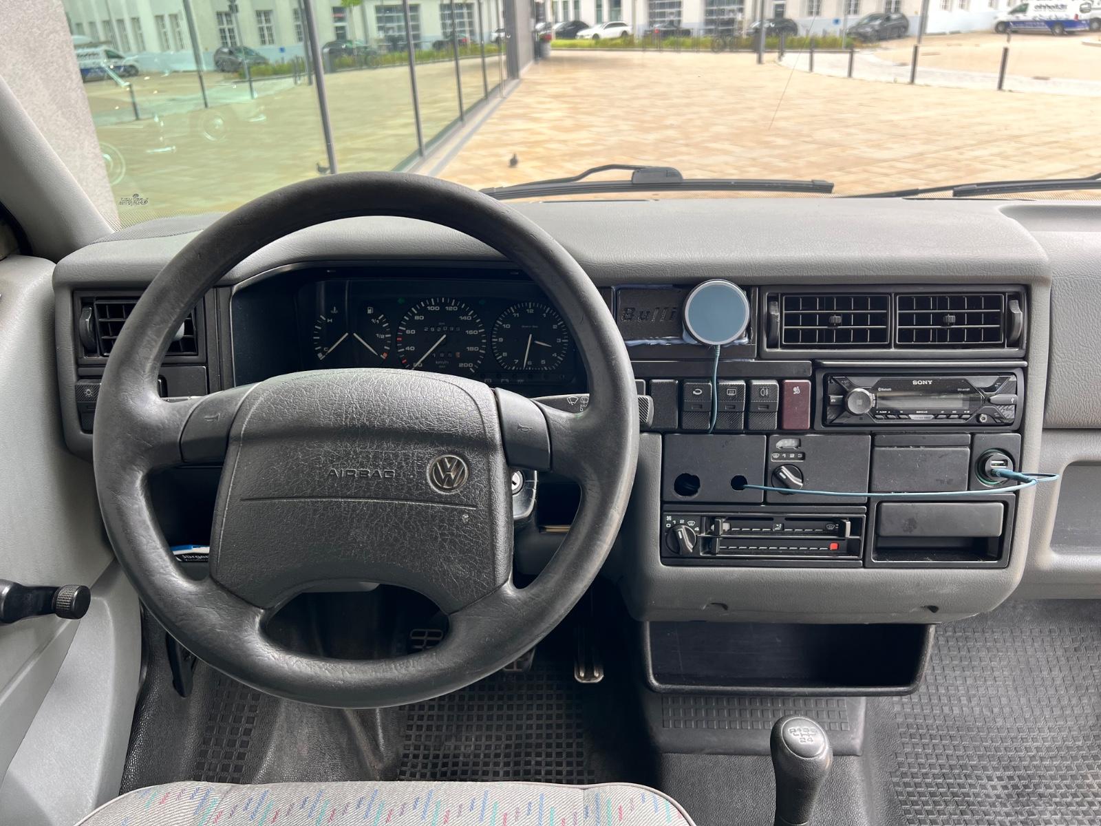 Volkswagen T4 Bus Oldtimer 