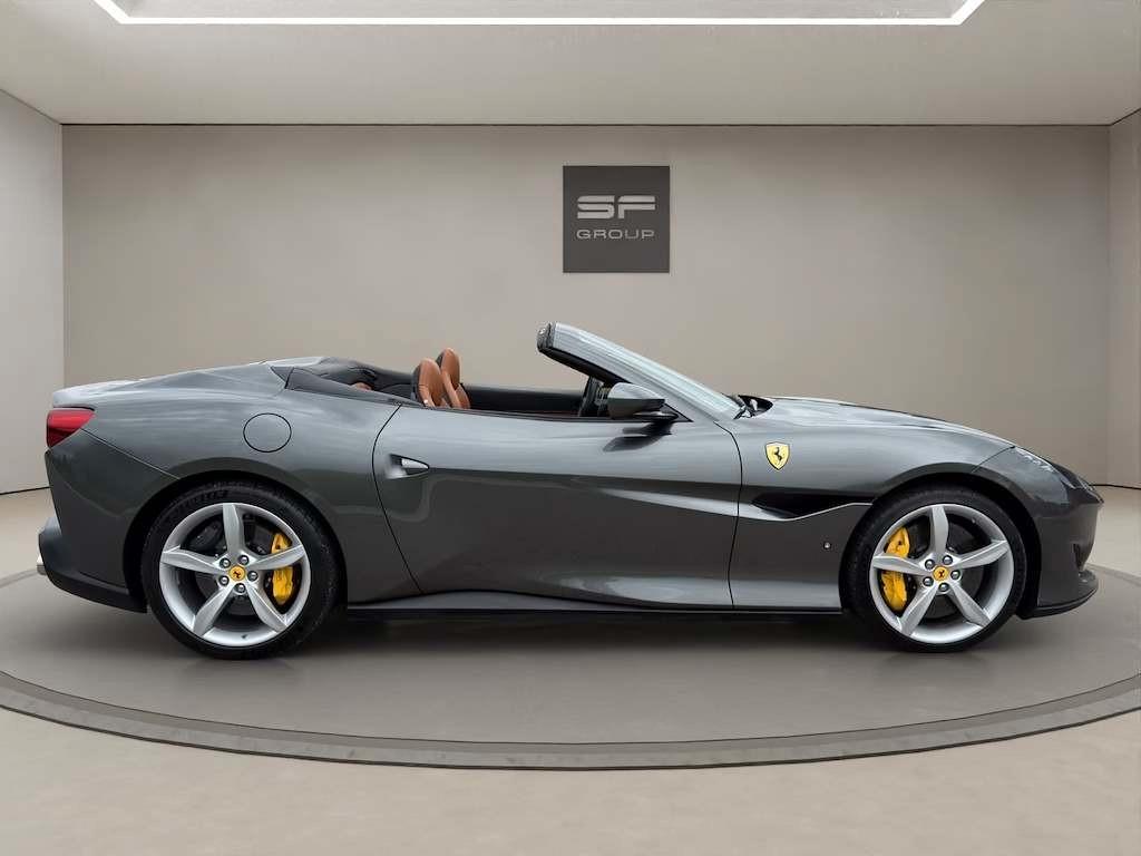 FERRARI PORTOFINO GRIGIO SILVERSTONE