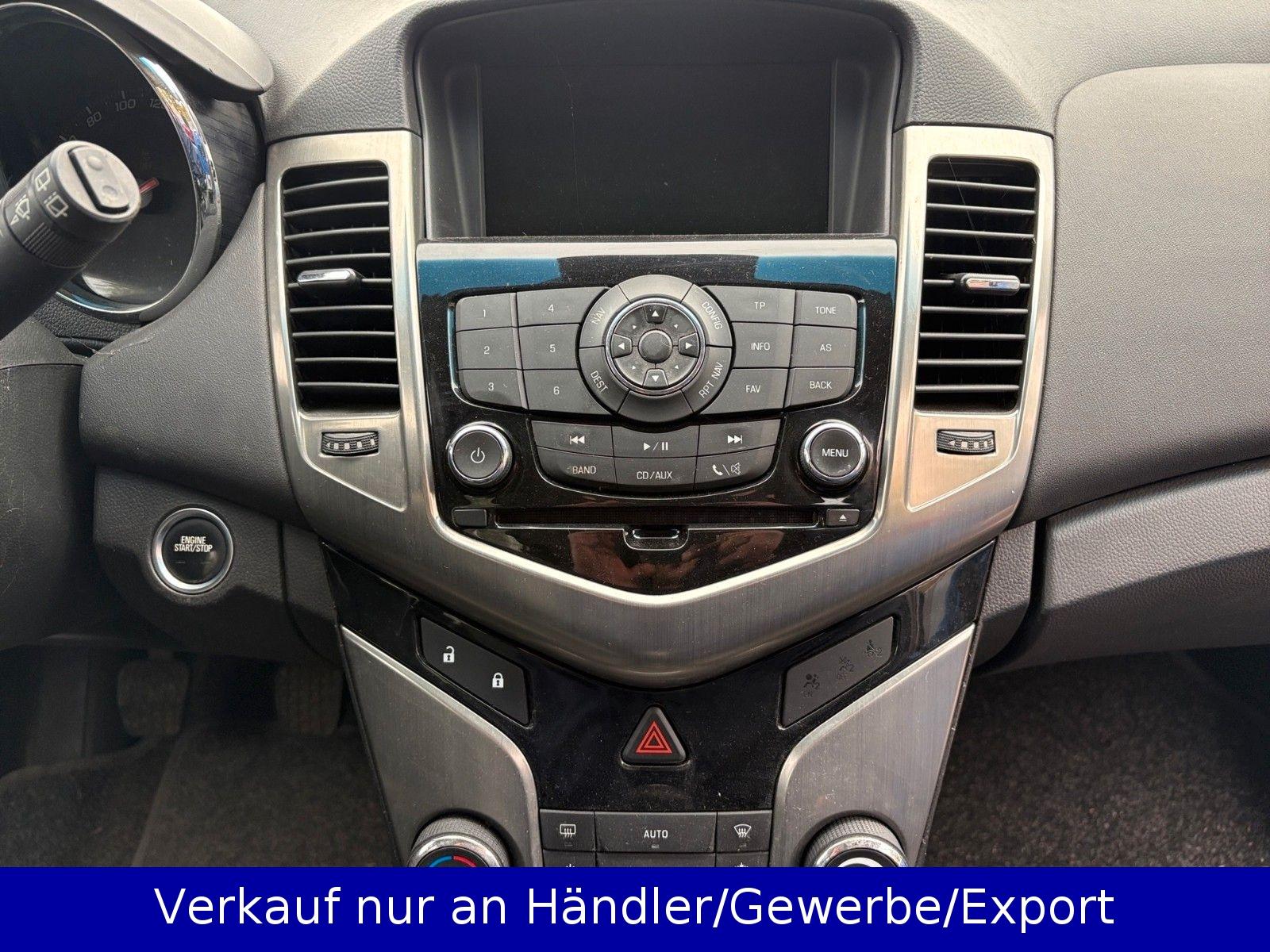 Chevrolet Cruze 2012 — photo 12