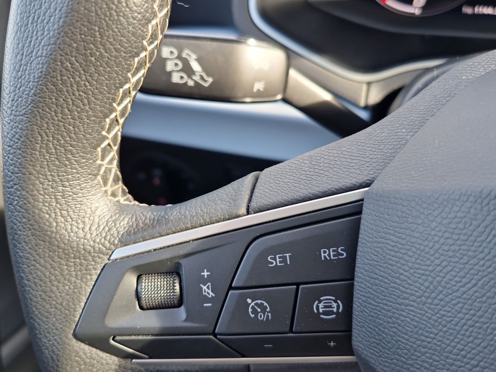Fahrzeugabbildung SEAT Ibiza Style Edition 1.0 TSI ACC LED APP Climatro