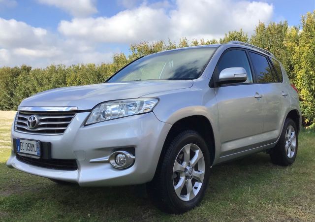 Toyota RAV 4 RAV4 Crossover 2.2 D-4D 150 CV DPF 