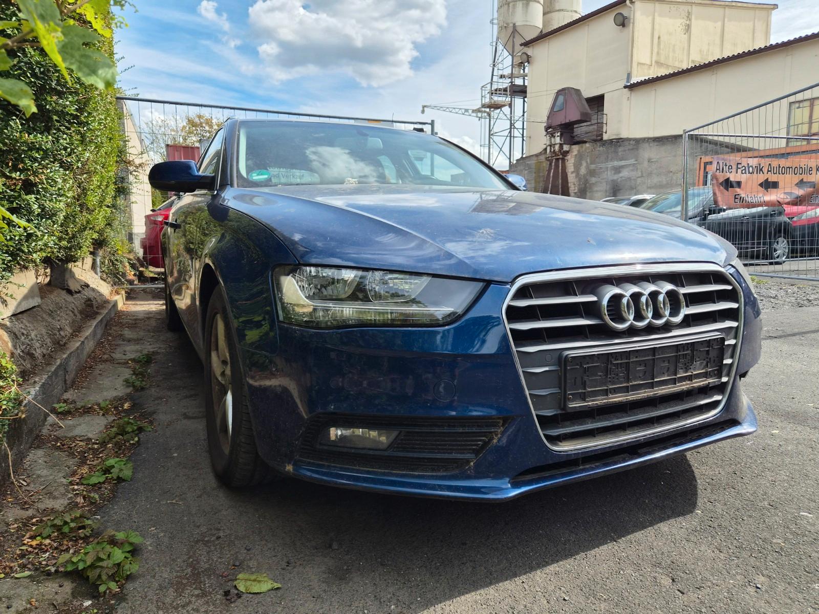 Audi A4 2015 — rear view