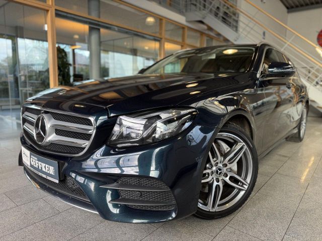 Mercedes-Benz E 220 d 4Matic T AMG Line, AHK, HUD, Schiebedach