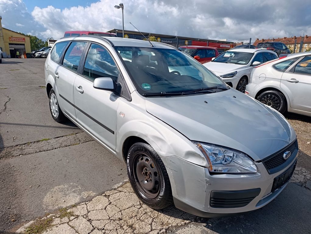 Ford Focus Turnier Fun X*KLIMA*SITZ-H*TÜV*WINTERPAKET