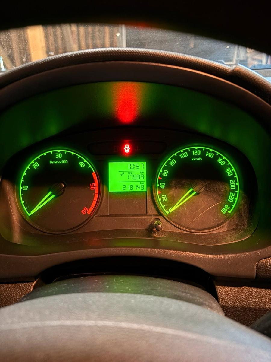 Skoda Fabia 2009 — photo 9