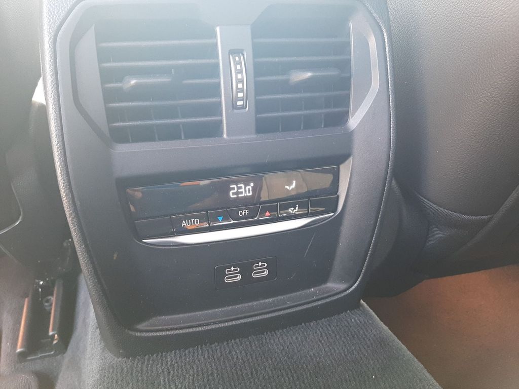 BMW 330 e M Sport Head-Up DAB AHK uvm.