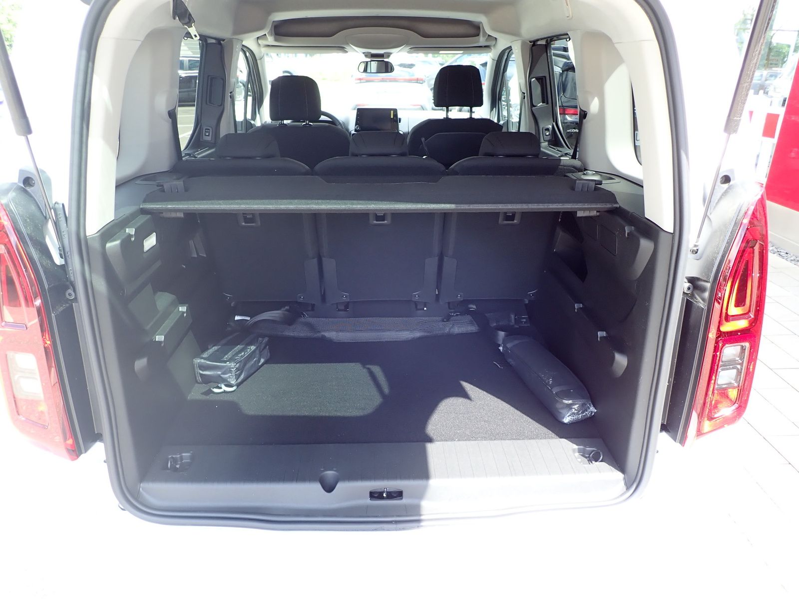 Fahrzeugabbildung Toyota PROACE CITY Verso Team D