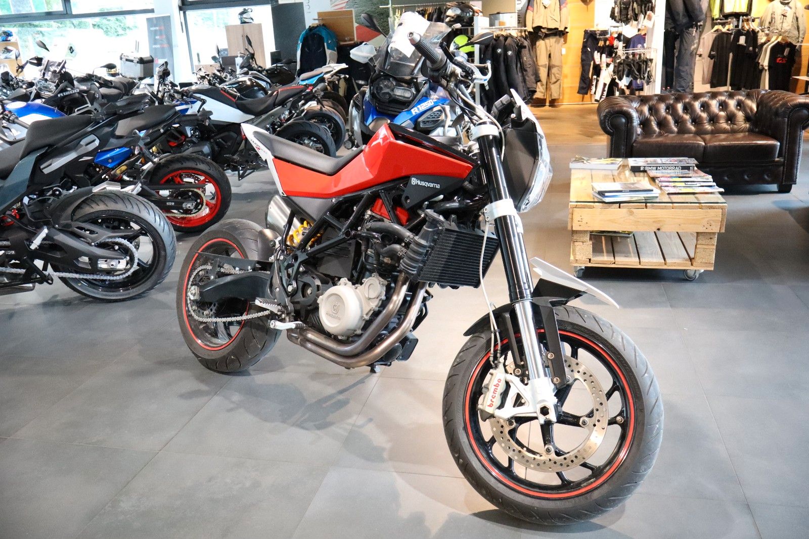 Fahrzeugabbildung Husqvarna Nuda 900R