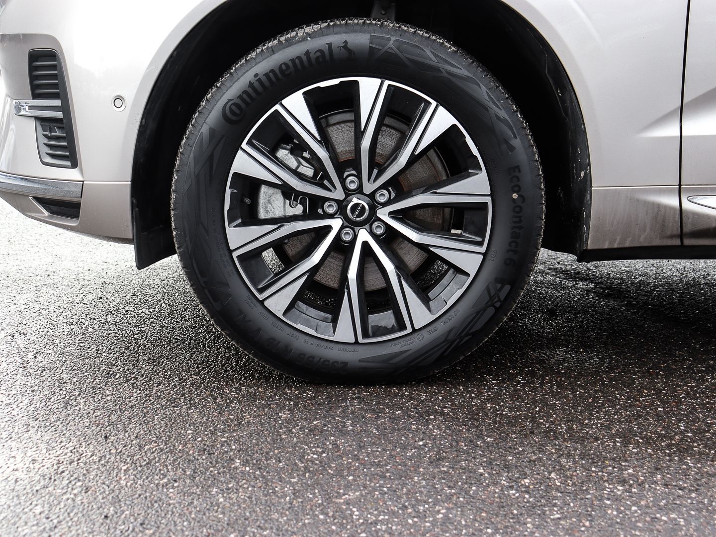 Volvo XC60 Plus Bright 2WD AHK El. Panodach Digitales  imagem 3