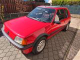 Peugeot 205  - rote Peugeot 205