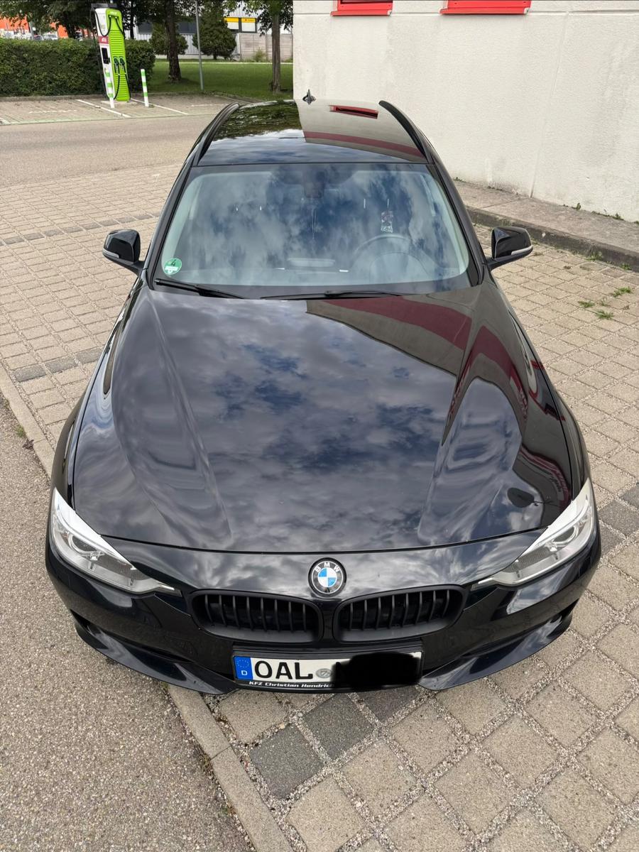 BMW 318 2013 — photo 11
