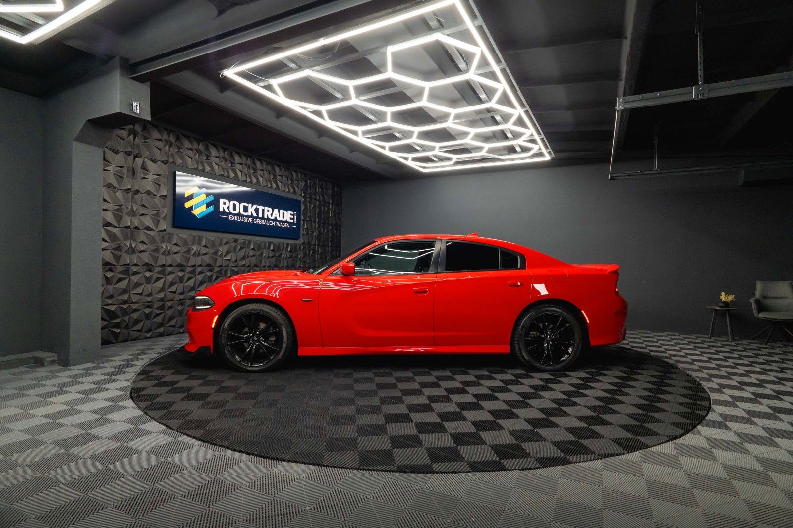 Fahrzeugabbildung Dodge Charger 3.6 FULL SRT Night Package *LED*Kamera*