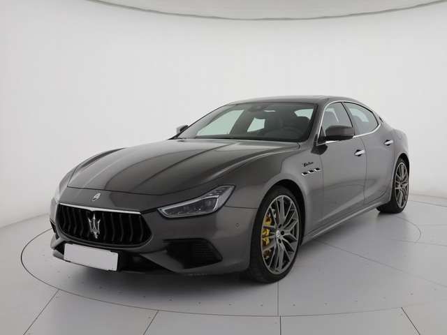 Maserati Ghibli 3.0 v6 modena 350cv rwd auto