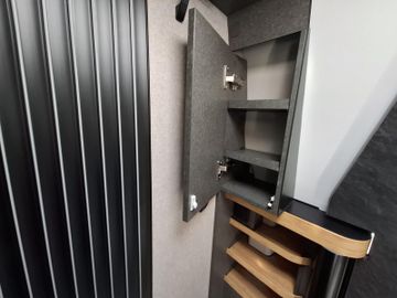 HYMER  ERIBA  HYMERCAR Redwood 601 Trail AHK Lithium LED Schwenkbad