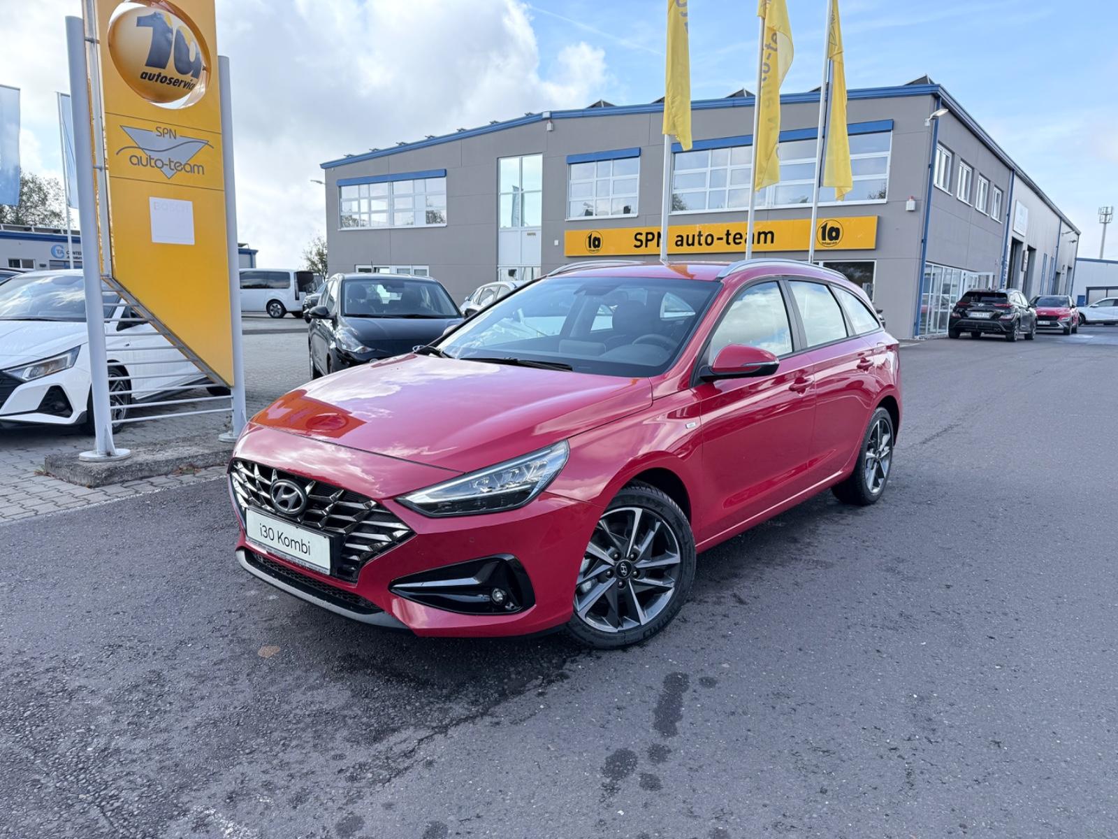 Hyundai i30 cw Trend 1.HAND/LED/NAVI/KAMERA