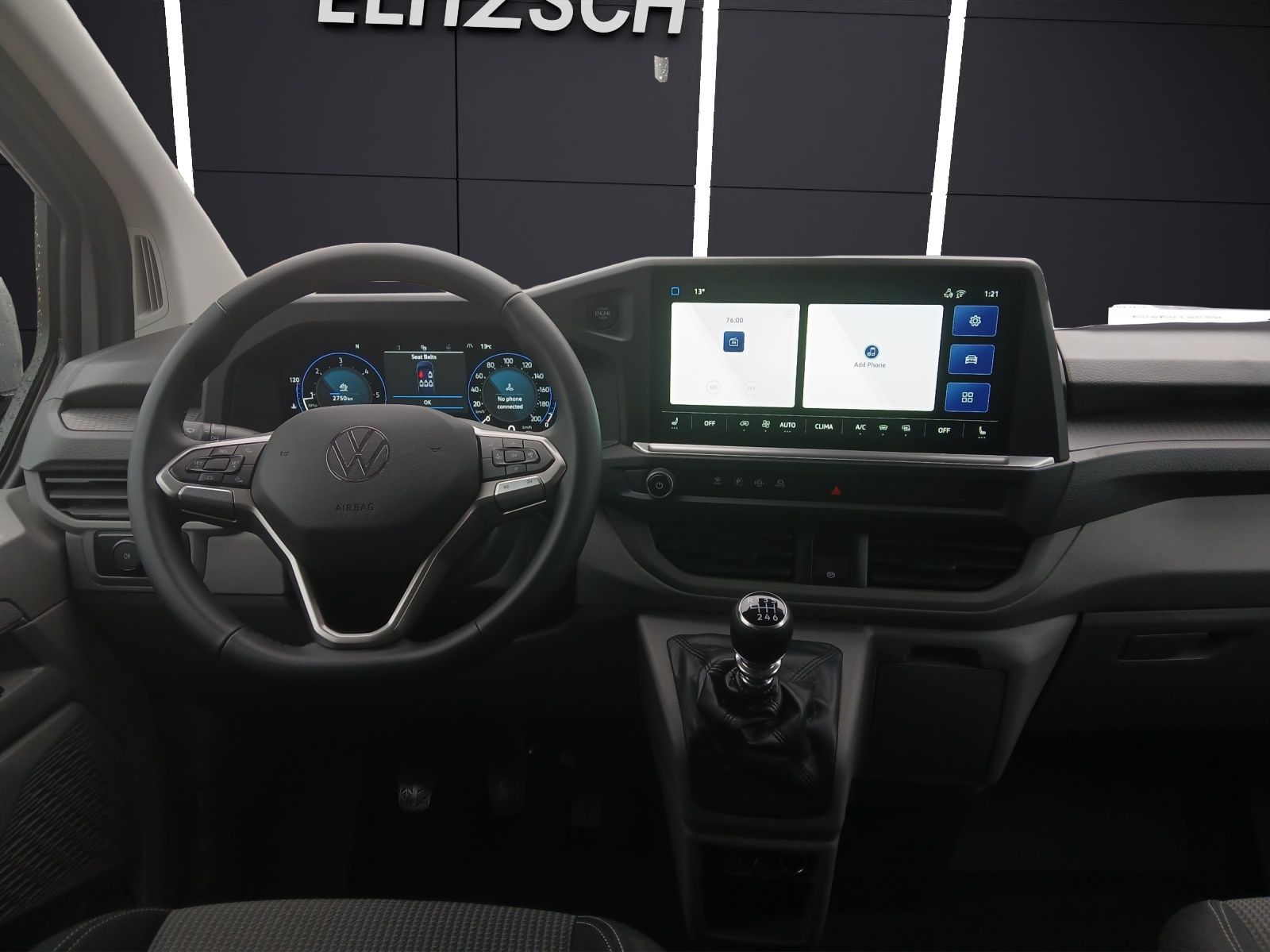 Fahrzeugabbildung Volkswagen T7 Transporter TDI Kasten Plus LR Kabine 5-Si RF