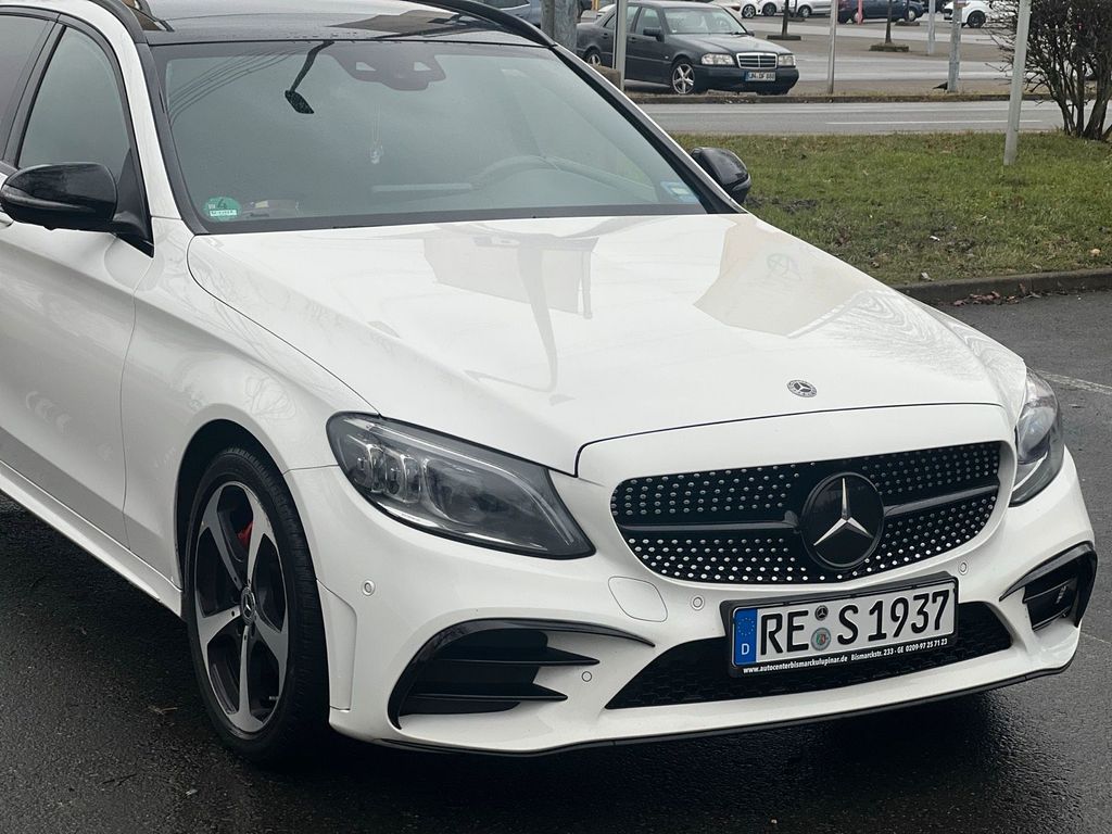 Image of Mercedes-Benz E 220