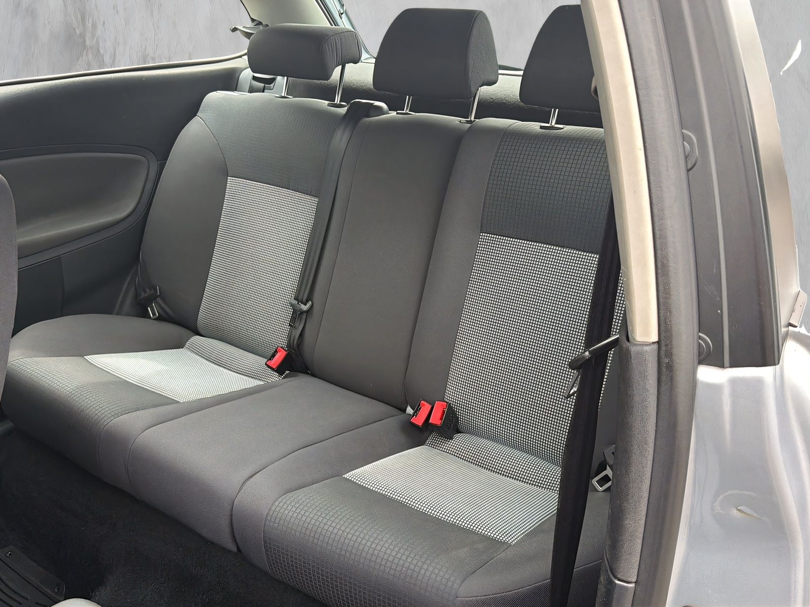 Fahrzeugabbildung SEAT Ibiza 1.4 Stylance AUTOMATIK KLIMAAUT. TEMPOMAT