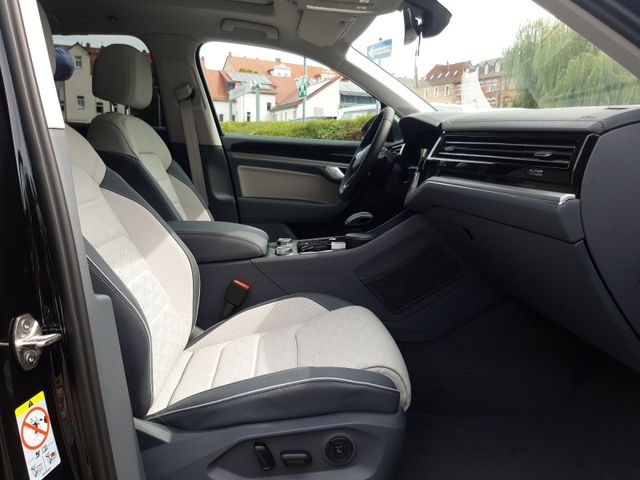 Touareg Elegance V6 TDI 4MOTION 210 kW AZV, Stan