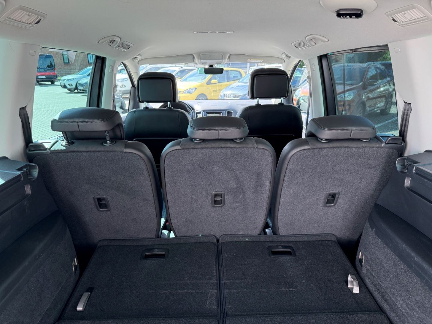 SEAT Alhambra 1.4 TSI 7-Sitzer Navi RFK ALU Alcan 3Zo - Image 21
