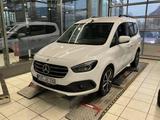 Mercedes-Benz T-Klasse T180 - Rollsstuhlrampe - Navi - LED - weiße Mercedes-Benz T-Klasse