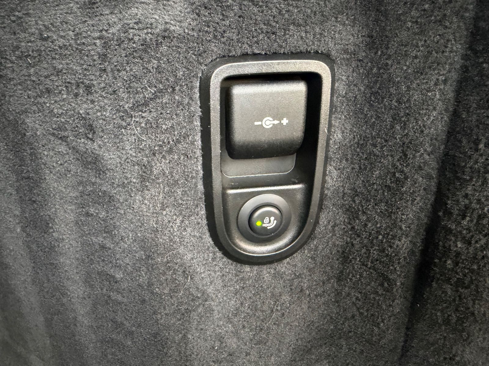 Fahrzeugabbildung BMW 520 i Touring M Sport H&K AHK LED KAMERA