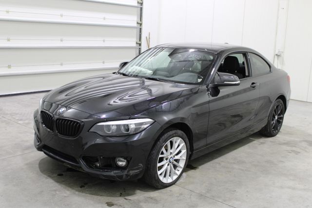 BMW 218 AUTOMATIC