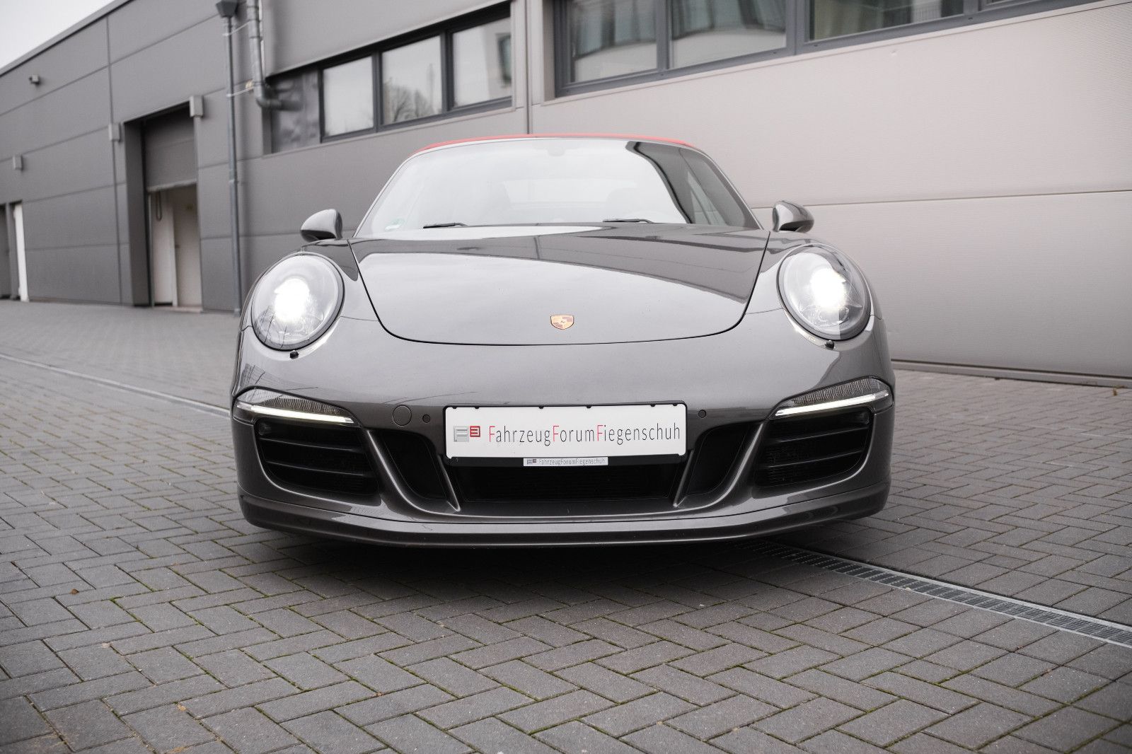 Fahrzeugabbildung Porsche 911/991.1 GTS Cabrio-el. 18Wegesitz-DAB-BOSE