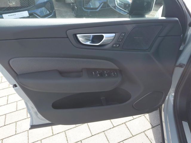 VOLVO XC 60 (Bild 11 von Array)