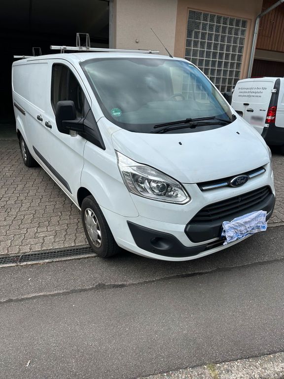 Image of Ford Transit Custom