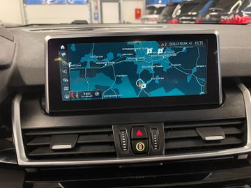 BMW 225 Active Tourer *HEAD-UP*KAMERA*NAVI*ACC*