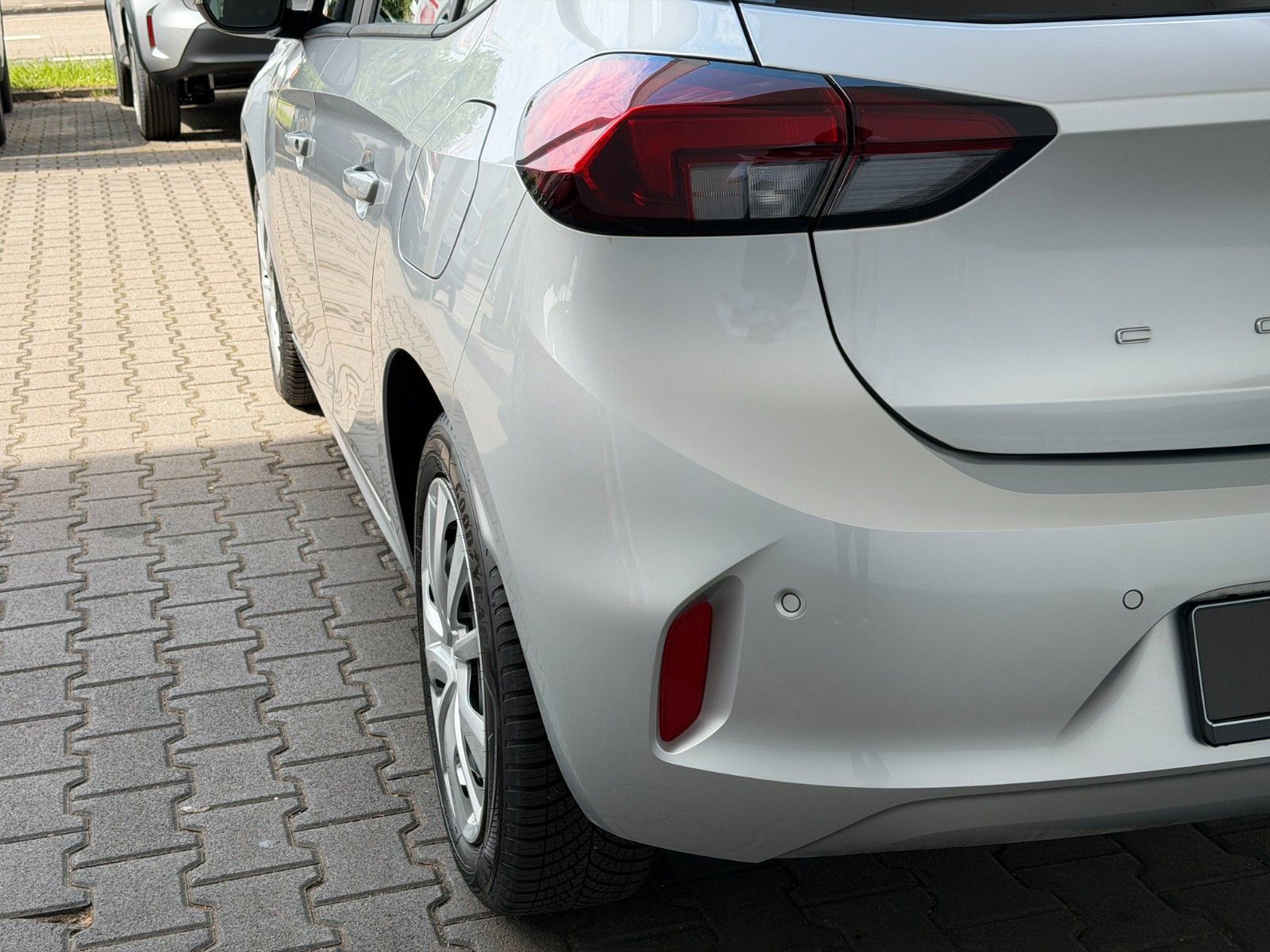 Fahrzeugabbildung Opel Corsa F 1.2 Turbo Edition LED,SHZ,PDC,Facelift