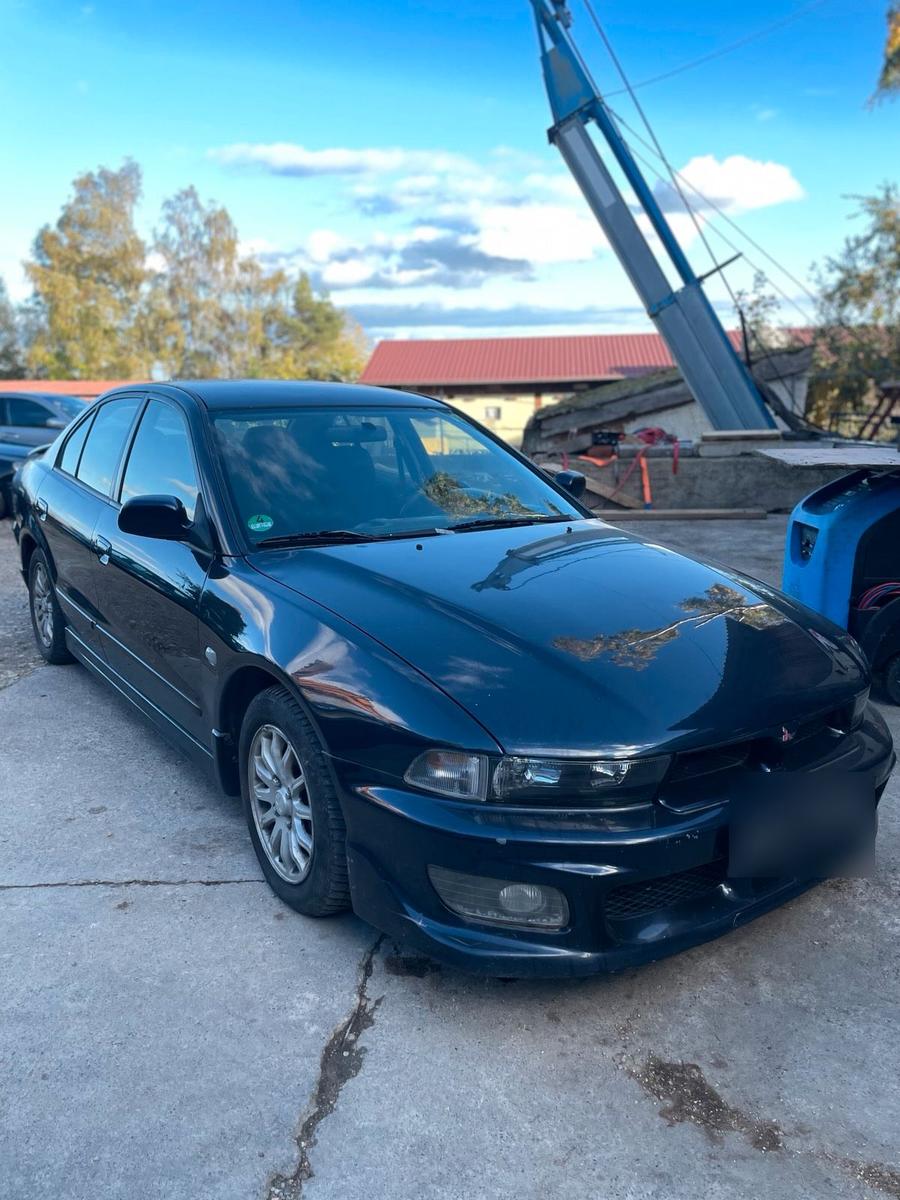 Mitsubishi Galant