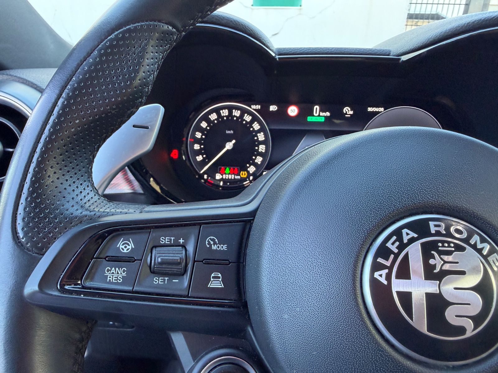 Fahrzeugabbildung Alfa Romeo Tonale Edizione Speciale/DNA/ACC/APPLE-CAR