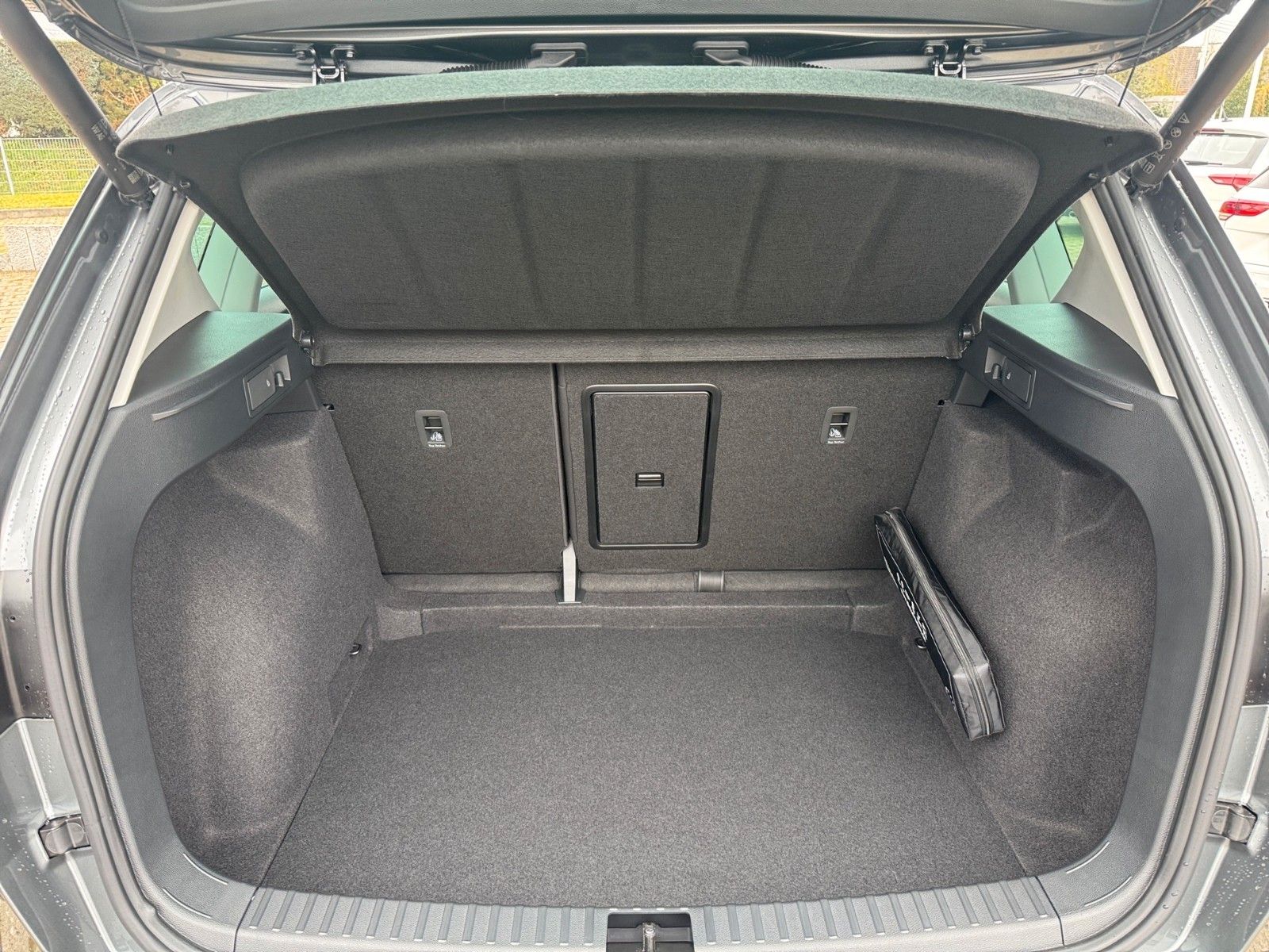 Fahrzeugabbildung CUPRA Ateca 1,5 TSI