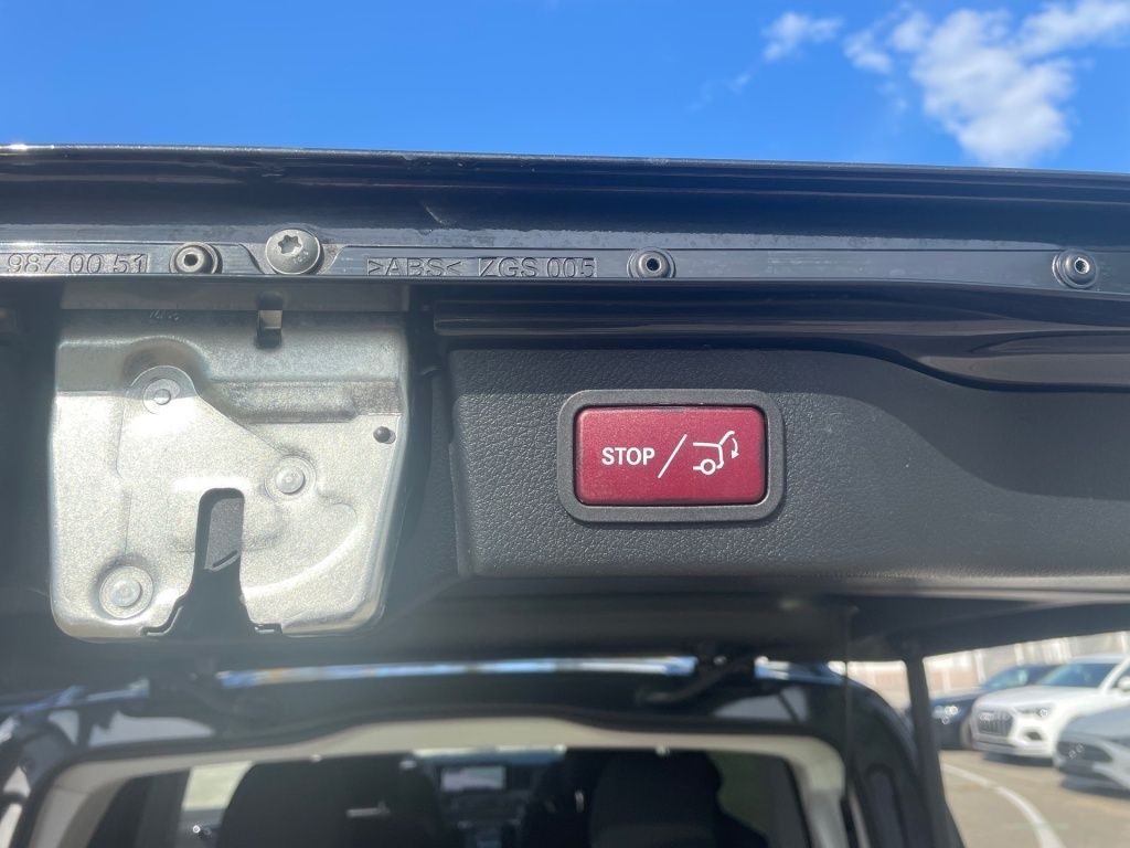 Fahrzeugabbildung Mercedes-Benz V 220 d Style Kompakt AHK, LED, 360°, NAVI