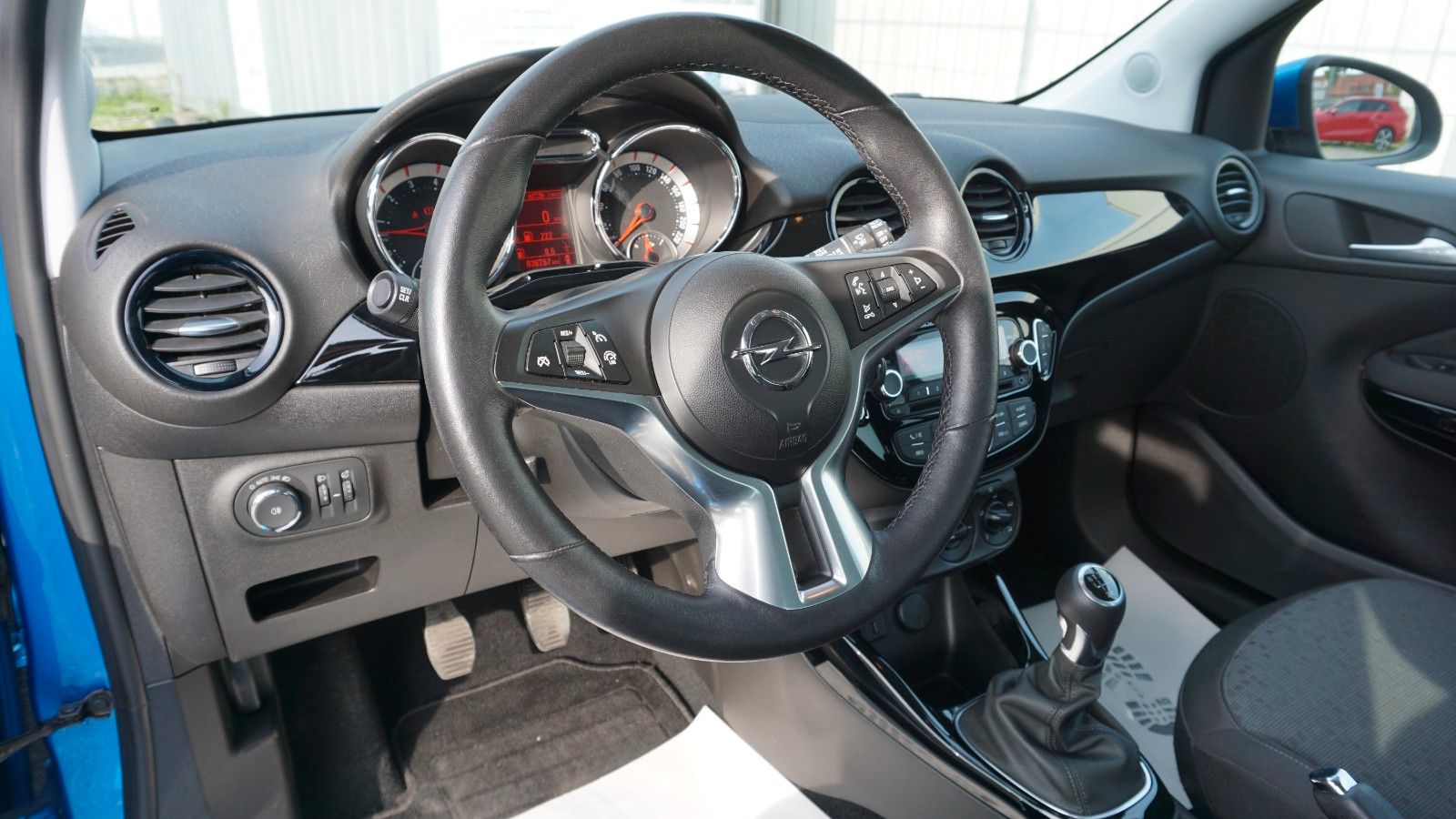 Fahrzeugabbildung Opel Adam JAM 1.4 64kW S/S, PDC, HSA, ESP, Tempomat