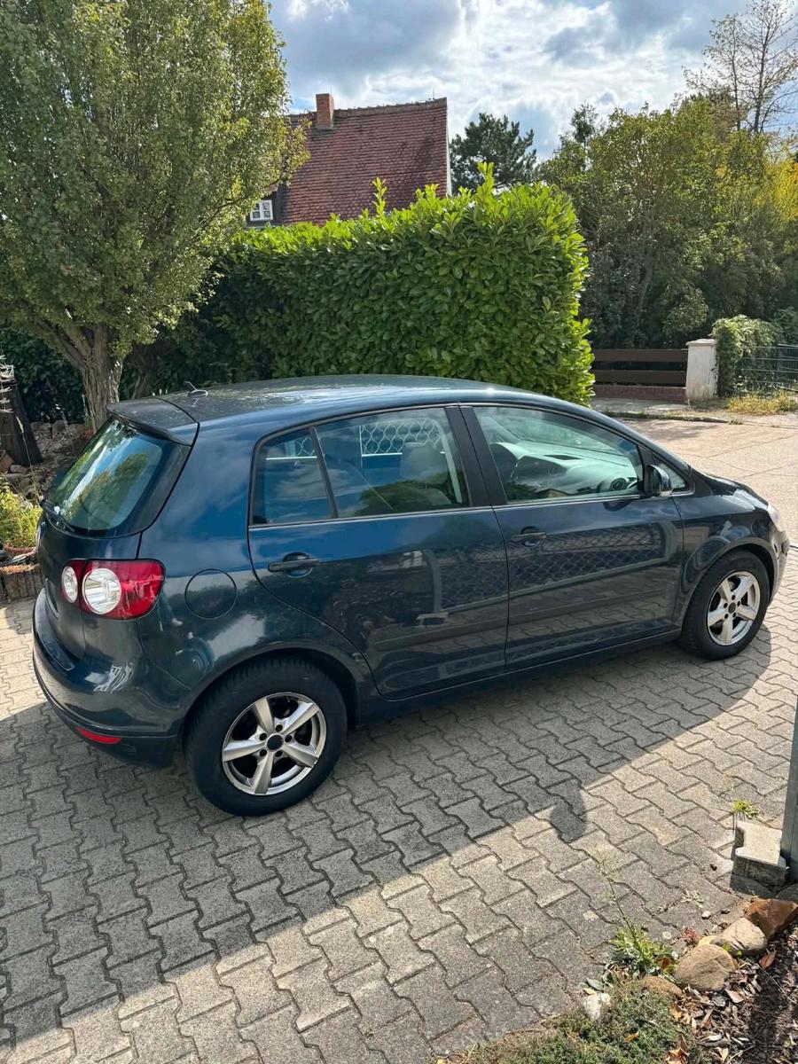 Volkswagen Golf Plus 2006 — двигун 75 HP (55kW)