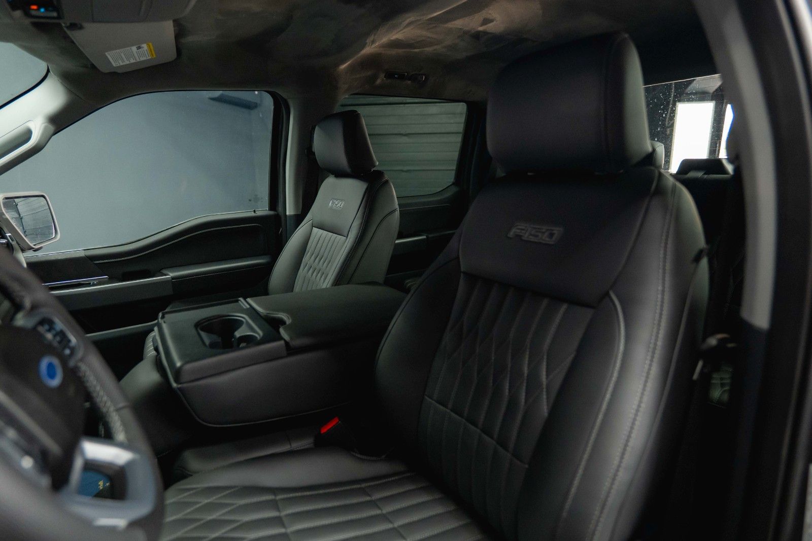 Fahrzeugabbildung Ford F150 5.0L V8 4x4 Offroad SuperCrew RAPTOR 19%