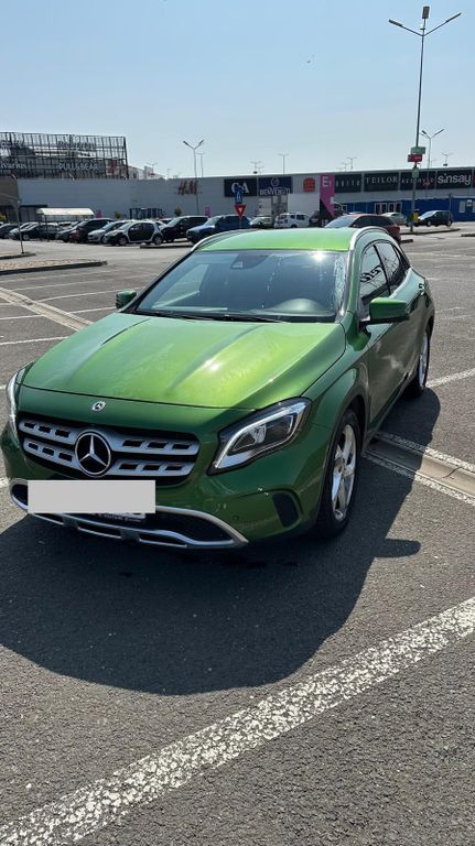 Image of Mercedes-Benz GLA 220