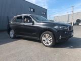 BMW X5 Baureihe X5 xDrive 40 e - BMW X5 mit Hybrid-Antrieb: Schwarz
